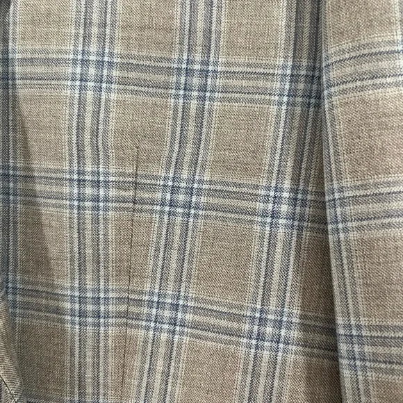 Peter Millar Flynn classic fit tan with blue plaid size 44R